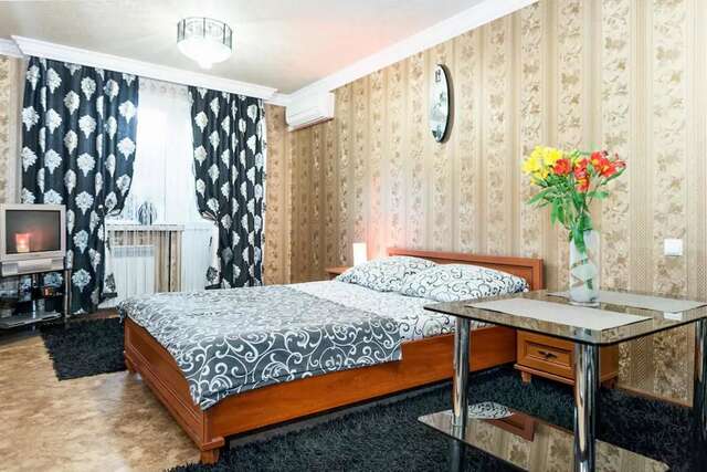Апартаменты Apartment on Nezalezhnoy Ukrаiny near Intourist Hotel Запорожье-3